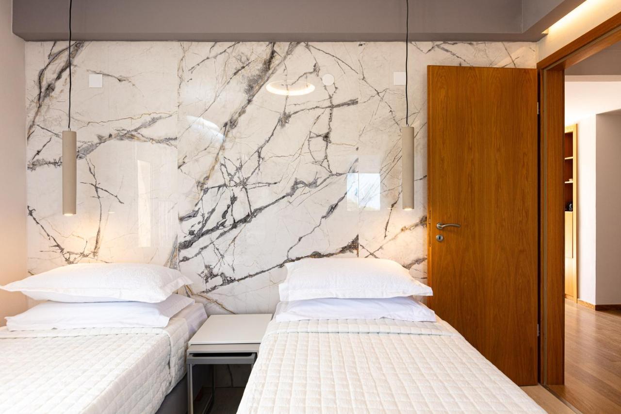 Thetree Villa, With Heated Pool & Spa Whirlpool Gállos エクステリア 写真